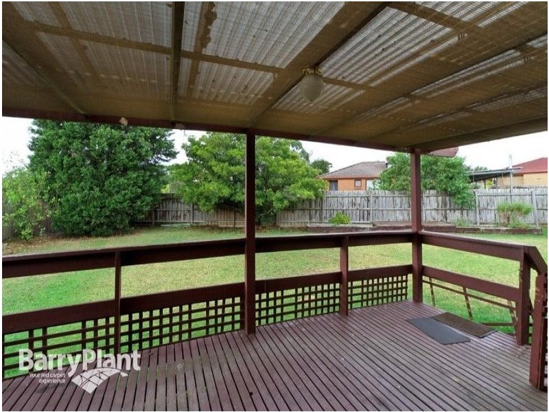 20 Leigh Court, Doveton VIC 3177