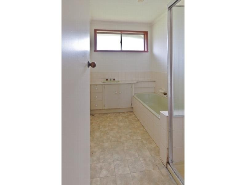 5A Wilma Avenue, Dandenong VIC 3175