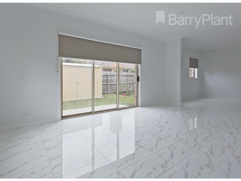 1/5 Elray Avenue, Dandenong VIC 3175