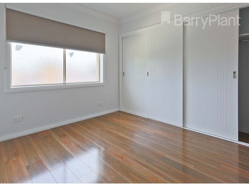 1/5 Elray Avenue, Dandenong VIC 3175