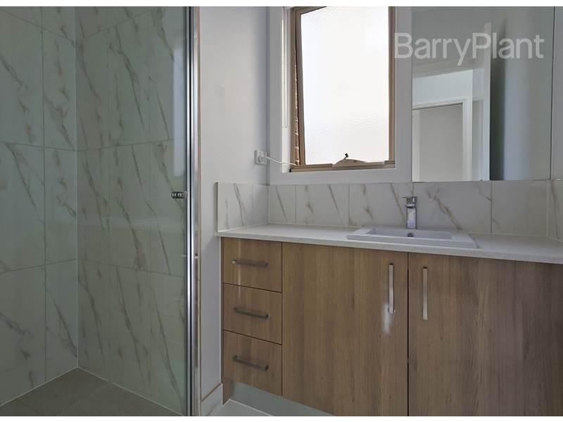 3/5 Elray Avenue, Dandenong VIC 3175