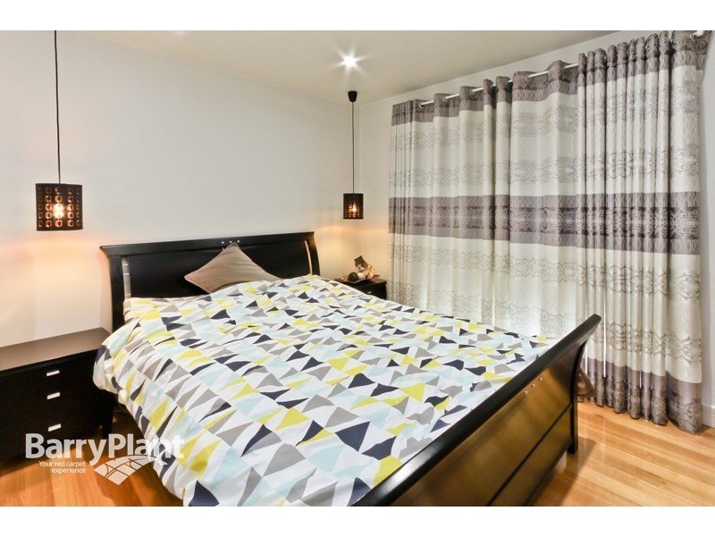 14 Peebles Street, Endeavour Hills VIC 3802