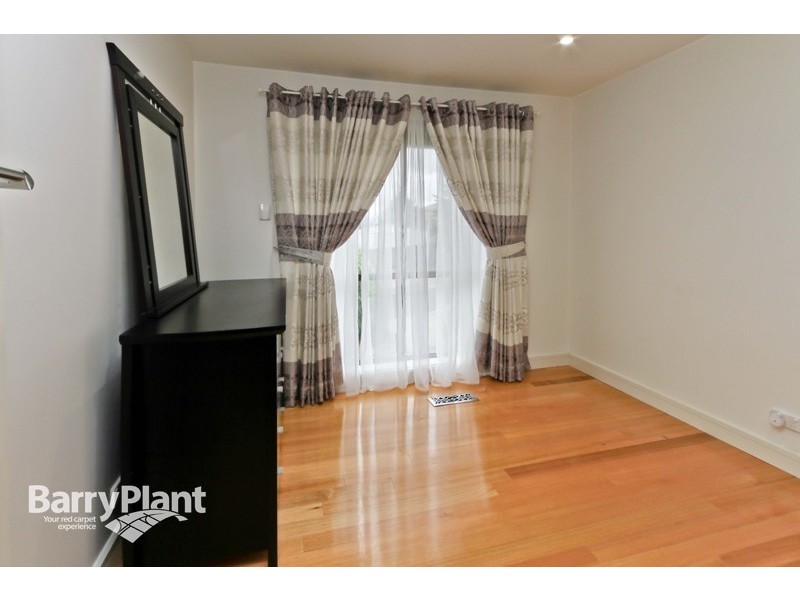 14 Peebles Street, Endeavour Hills VIC 3802