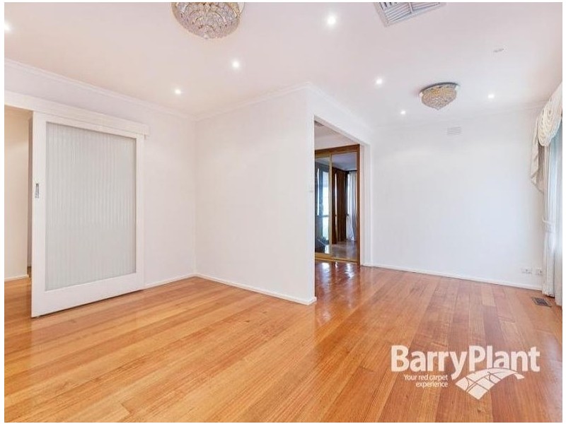 8 Laemmle St, Dandenong North VIC 3175