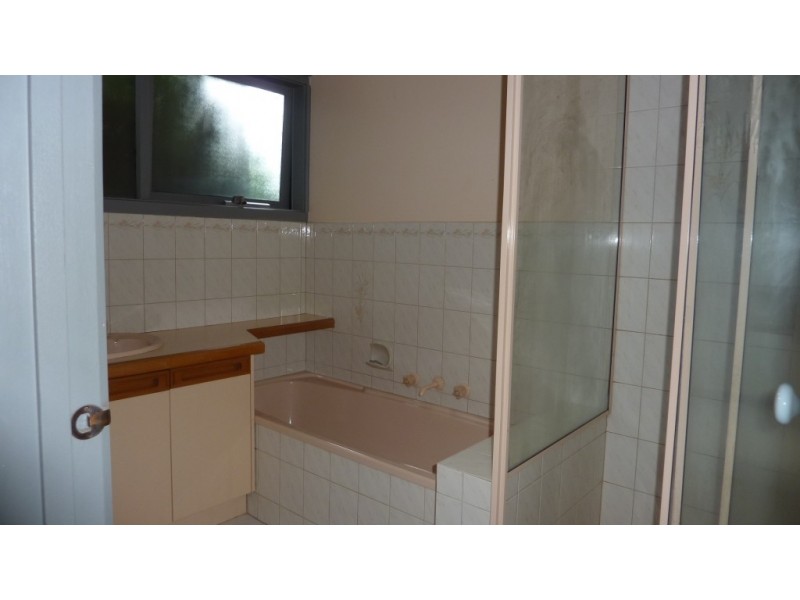 2/38 Bowmore Road, Noble Park VIC 3174