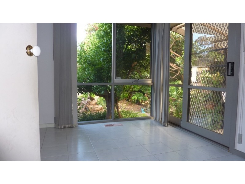 2/38 Bowmore Road, Noble Park VIC 3174