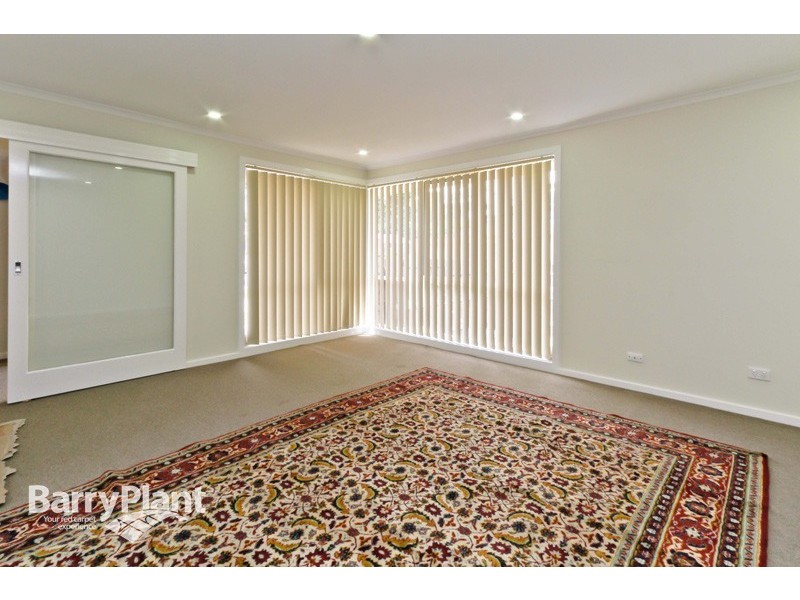 1/5 Ellt Cres, Noble Park VIC 3174