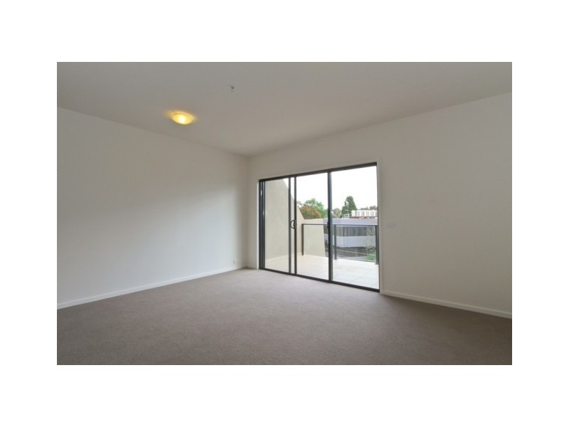 19/3 Close Ave, Dandenong VIC 3175