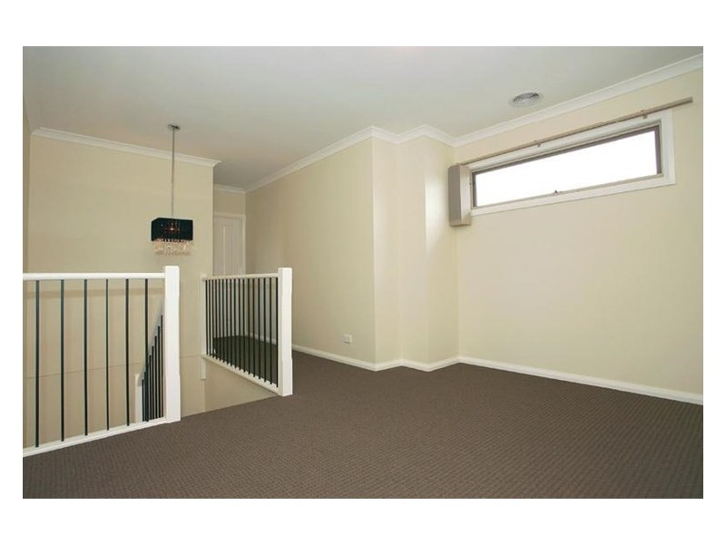 1/8 Valerie Street, Noble Park VIC 3174