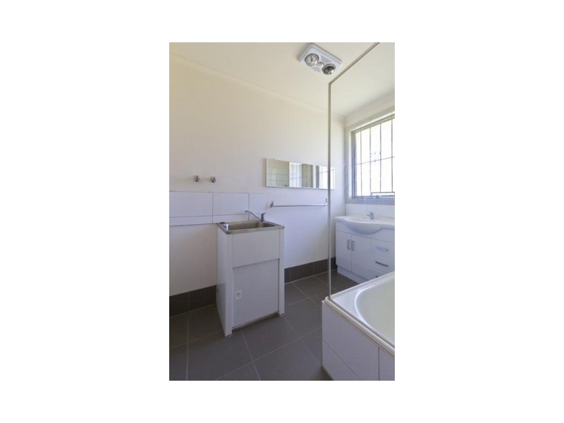 4/50 Glendale Road, Springvale VIC 3171