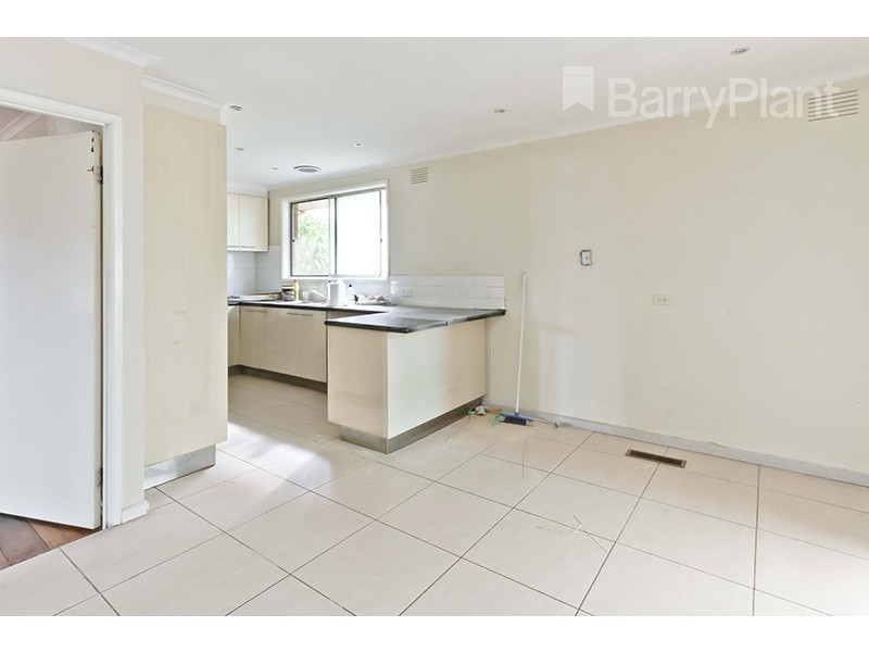 34 Illawarra Cres, Dandenong North VIC 3175
