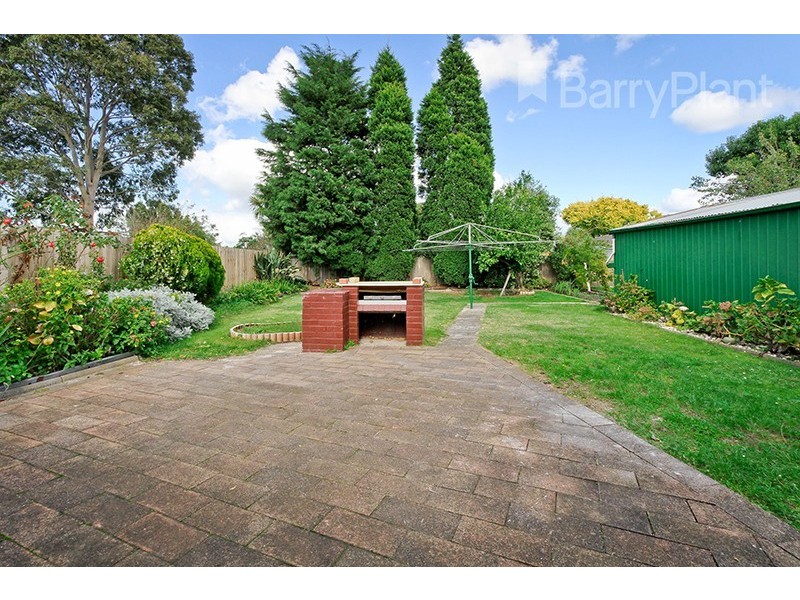 16 First Avenue, Dandenong North VIC 3175