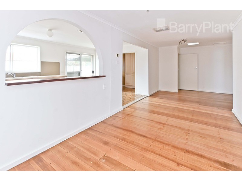 15 Cosier Drive, Noble Park VIC 3174