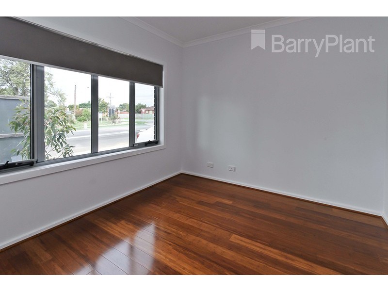 2/1A Carlton Road, Dandenong North VIC 3175