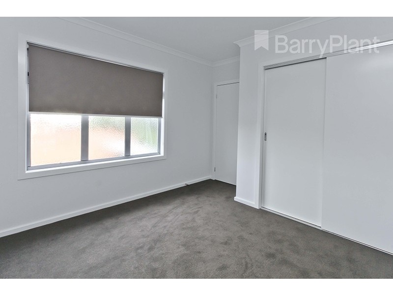 2/1A Carlton Road, Dandenong North VIC 3175