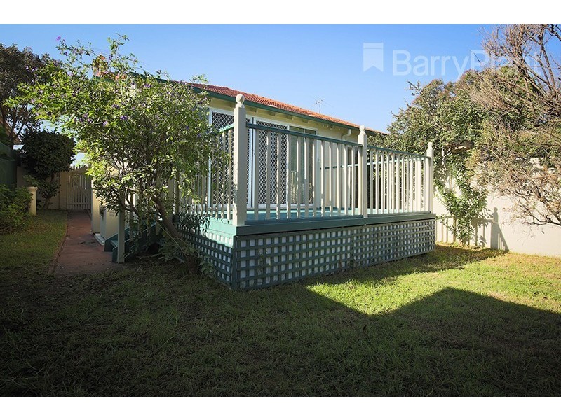 8 Edith Street, Caulfield North VIC 3161