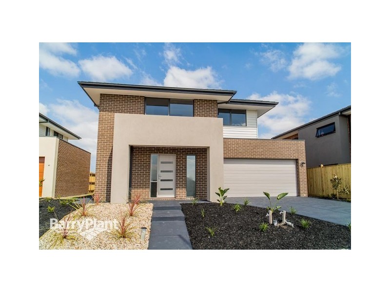 8 Matilda Drive, Keysborough VIC 3173