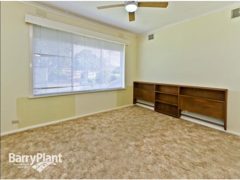 69 Gatcum Cout, Noble Park VIC 3174
