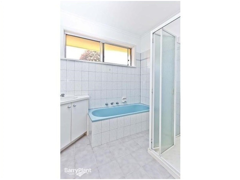 69 Gatcum Cout, Noble Park VIC 3174