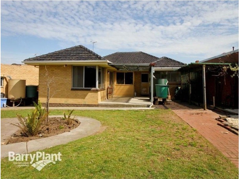 69 Gatcum Cout, Noble Park VIC 3174