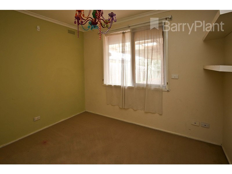 11 Sinclair Court, Hampton Park VIC 3976