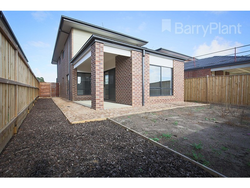 10 Petunia Drive, Keysborough VIC 3173