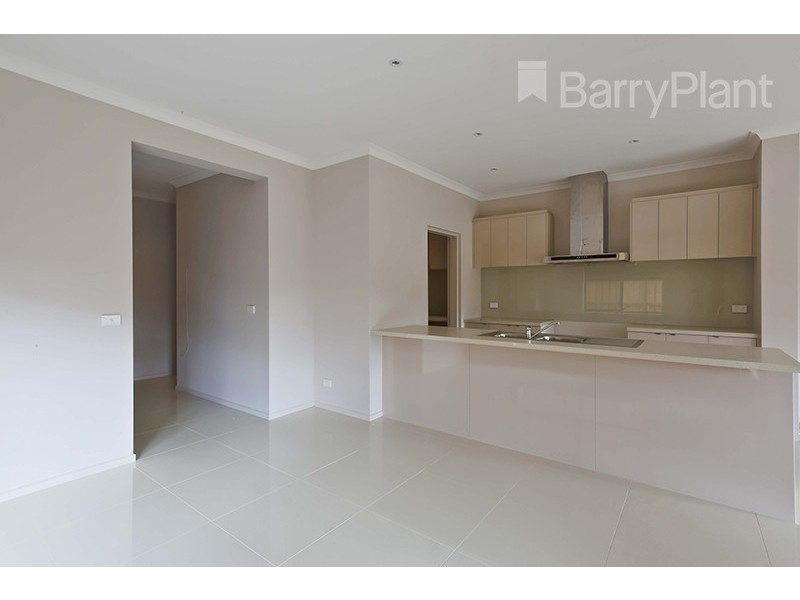 12 Petunia Drive, Keysborough VIC 3173