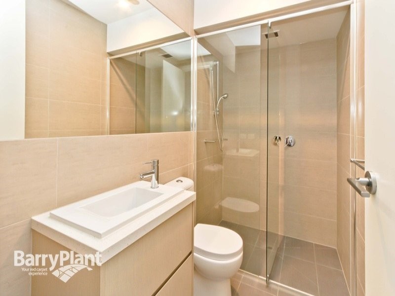 2/12 New Street, Dandenong VIC 3175