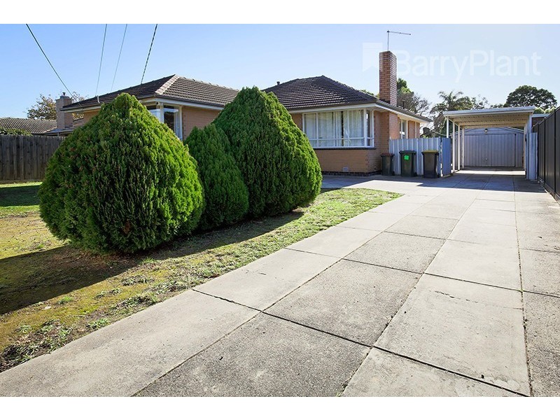 17 Redfern Crescent, Mulgrave VIC 3170
