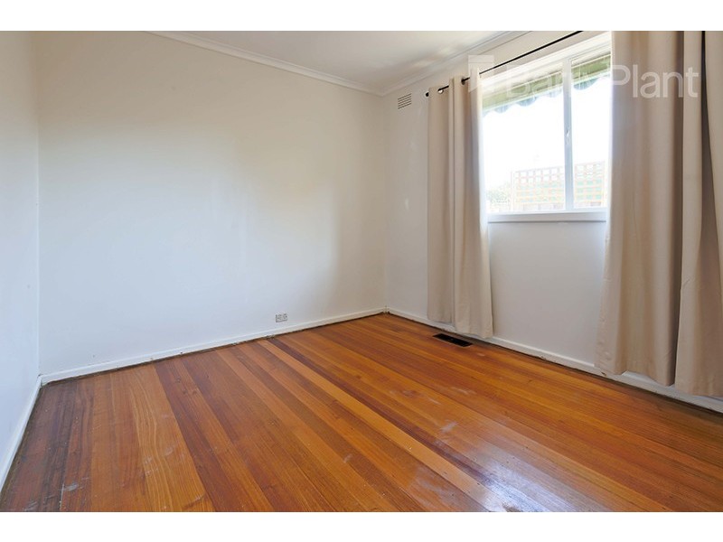 17 Redfern Crescent, Mulgrave VIC 3170