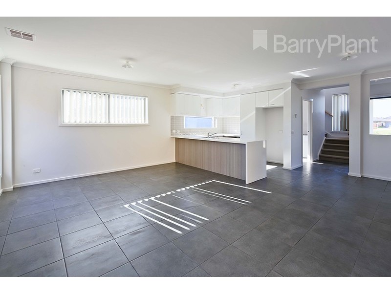 29 Pleasant Way, Keysborough VIC 3173