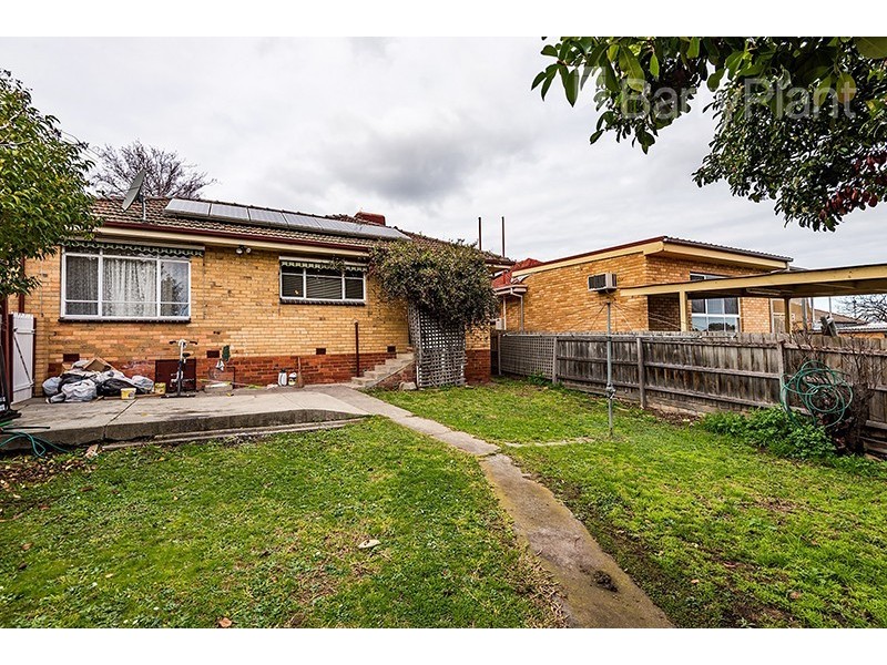 14 Doonbrae Ave, Noble Park North VIC 3174