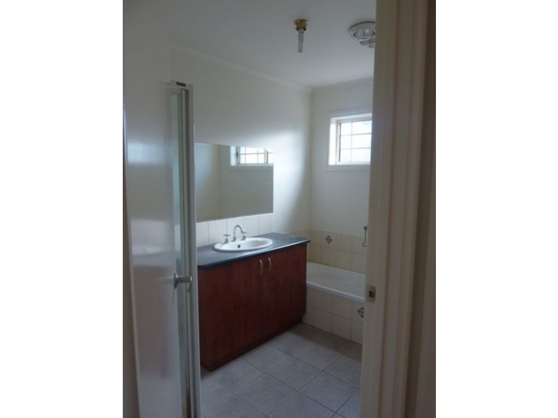 1/32 French St, Noble Park VIC 3174