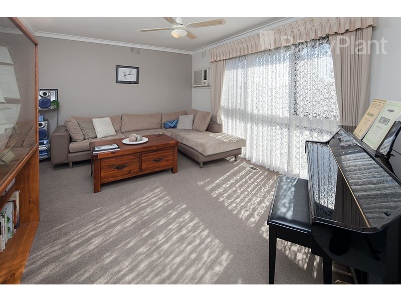 2 Anderson Close, Hampton Park VIC 3976