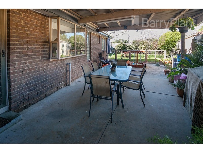 2 Anderson Close, Hampton Park VIC 3976