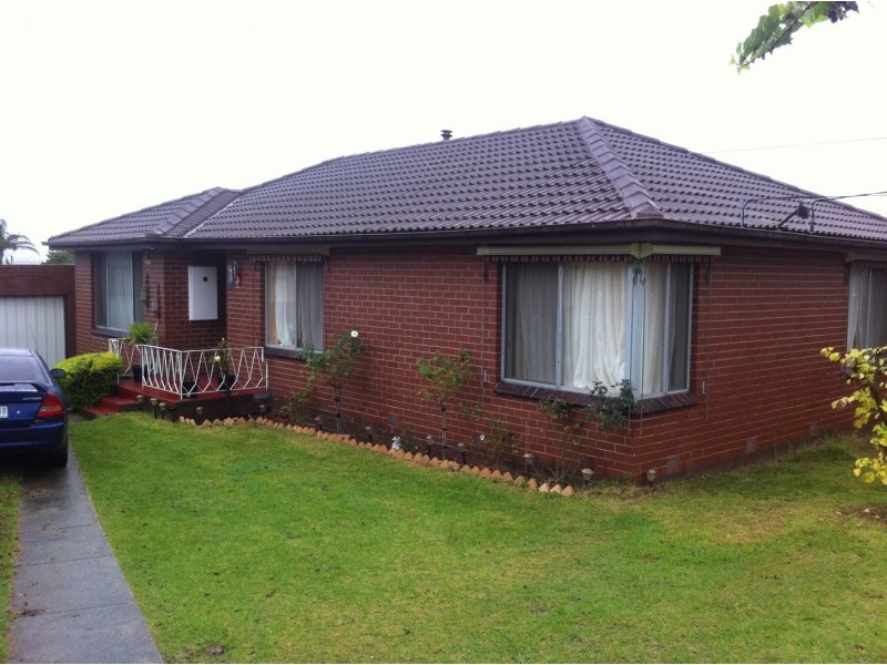 7 Lawrence Crescent, Noble Park North VIC 3174