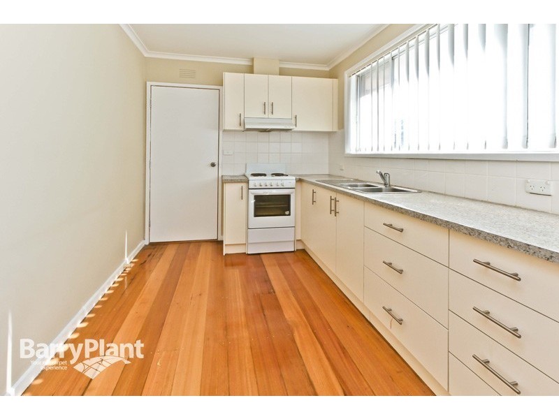2/9 Rhoden Grove, Eumemmerring VIC 3177