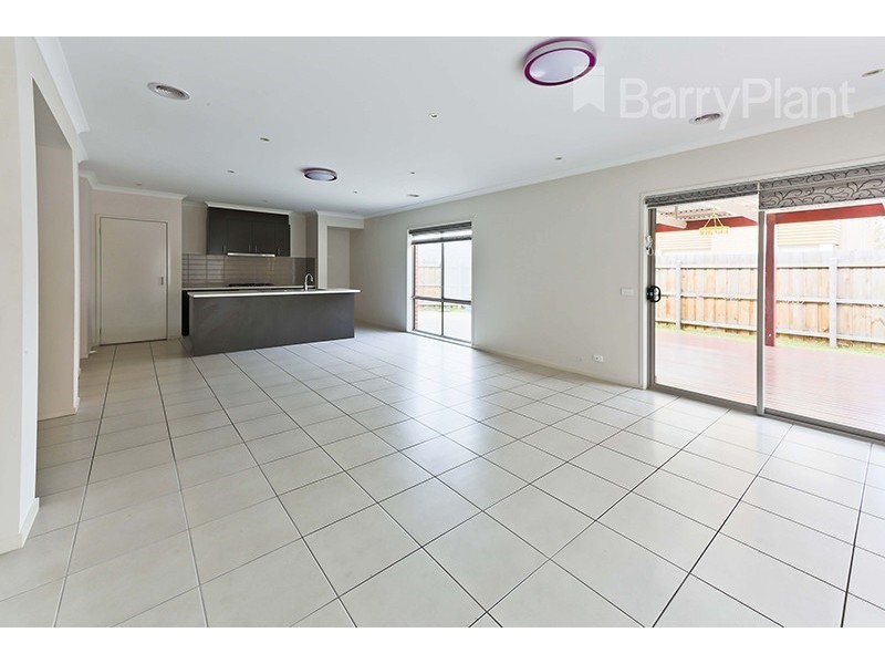 7 Orlando Crescent, Keysborough VIC 3173