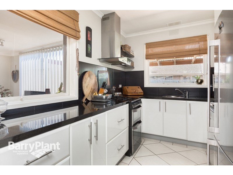 33 Popes Road, Keysborough VIC 3173