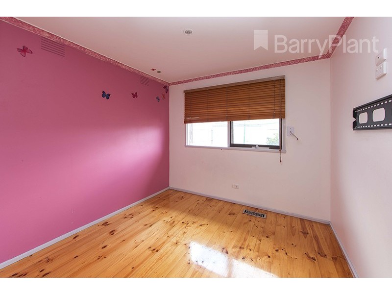 4 Eagle Drive, Noble Park North VIC 3174