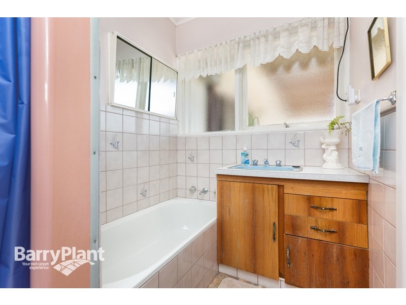 34 Ambrie Crescent, Noble Park VIC 3174