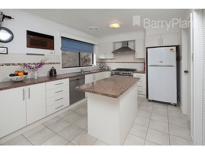 27 Buldah Street, Dandenong North VIC 3175