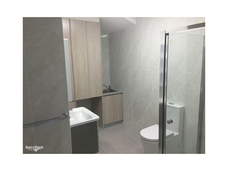 1/10 Llewellyn Place, Eumemmerring VIC 3177