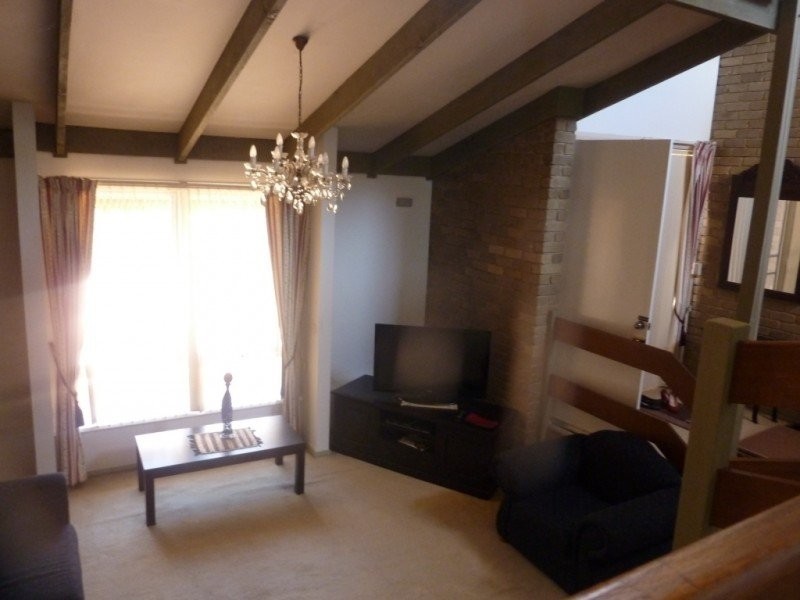 8/7 Wyuna Drive, Noble Park VIC 3174