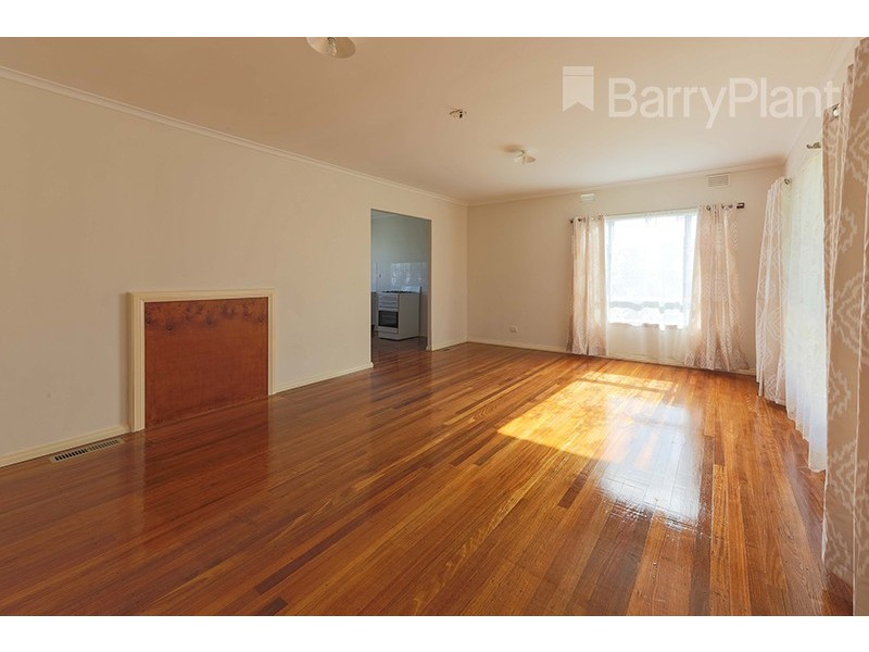 13 Nigra Street, Doveton VIC 3177