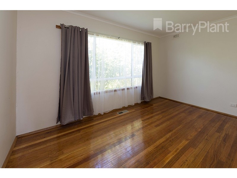 13 Nigra Street, Doveton VIC 3177