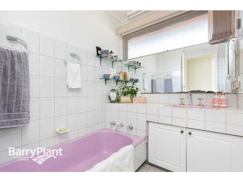 2 Camellia Ave, Noble Park North VIC 3174