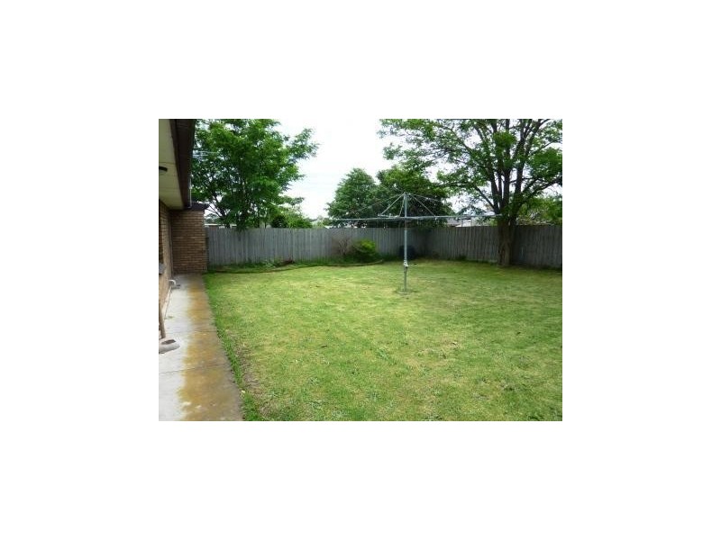 1/3 Jessie Street, Noble Park VIC 3174