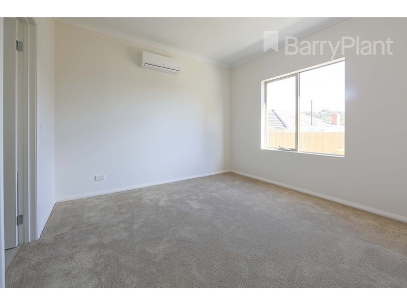2/5 Lorraine Street, Dandenong VIC 3175