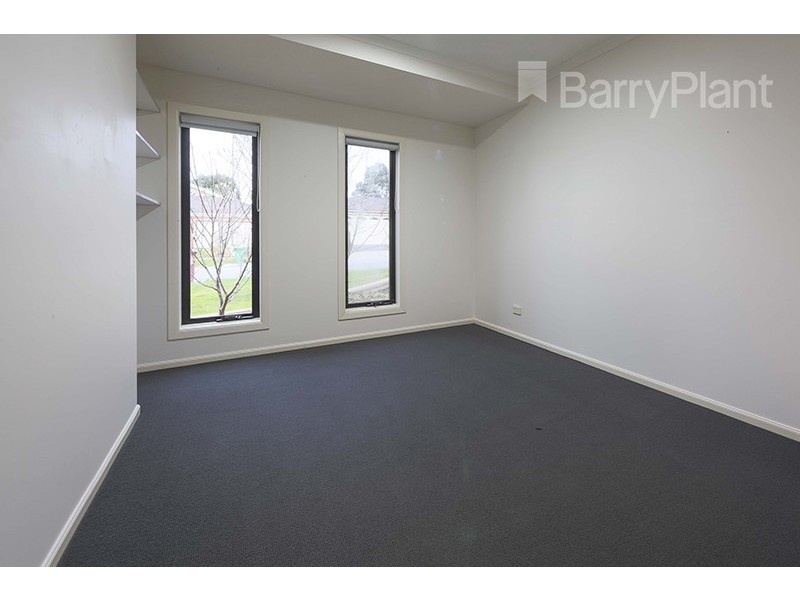 41 Honeyeater Grove, Narre Warren VIC 3805